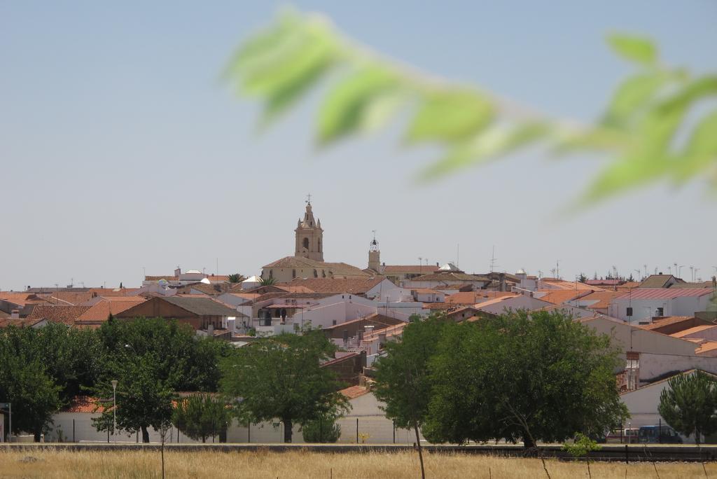 Gasthaus Casa Las Torres Medina de las Torres Exterior foto